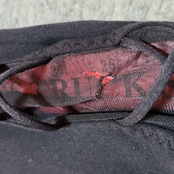 VICTORIA SECRET 2020 BLACK MESH CRISS-CROSS HIGH-WAISTED LEGGINGS - Picture 6 of 15